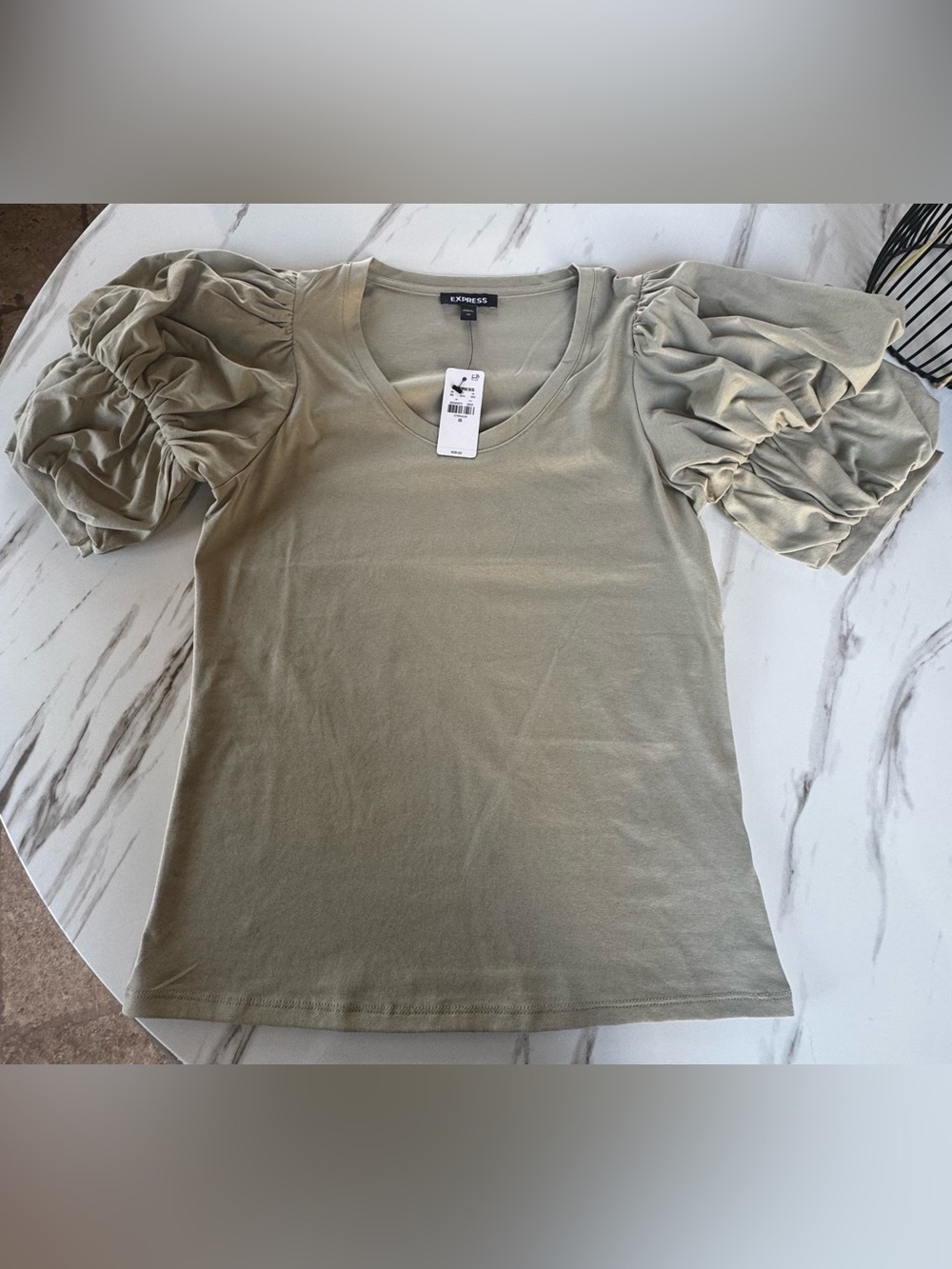 Express Olive Puff Sleeve Scoop Neck Top - Picture 5 of 8